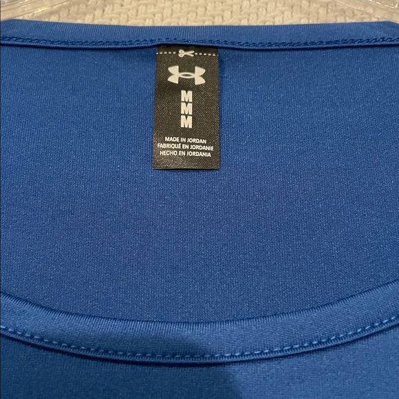 NWT Under Armour Women's Motion Blue Short Sleeve Loose Fit T-Shirt Size Medium - Picture 3 of 9